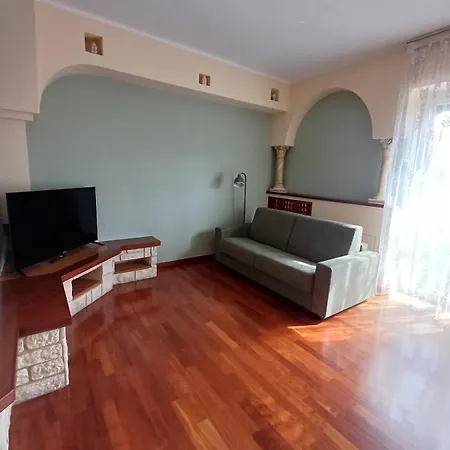Apartman La Tana In Via Boifava In