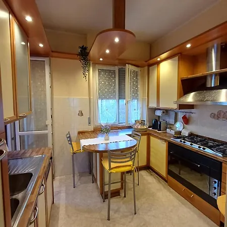 Apartman La Tana In Via Boifava In *
